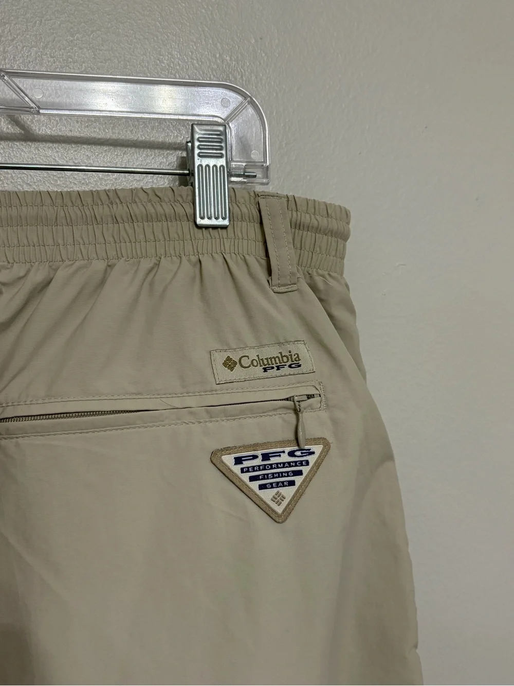 Men’s Columbia PFG Convertible Zip Off Cargo Pants 32” Khaki Tan - Size XL